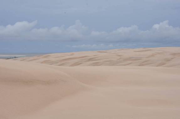 AS dunas da Ilha de Lençóis, nas Reentrâncias Maranhenses - MA
